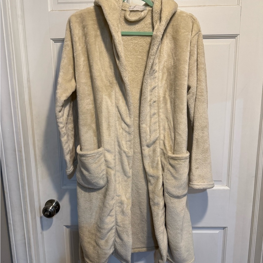 Cozy Beige Hooded Robe